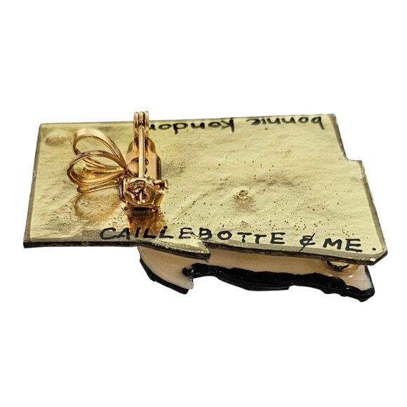 Couple Under Umbrella City Scape Glass Bead Resin Pin Pendant Bonnie Kondor L639 - Picture 6 of 9